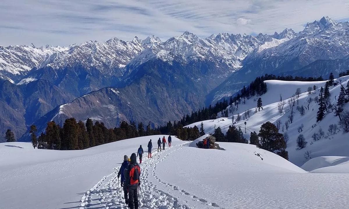 360° Himalayan panorama from the Kedarkantha summit